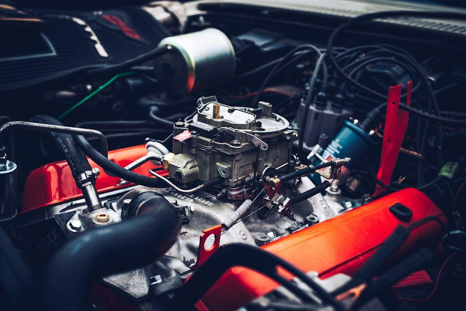 Top Carburetors for Dirt Track Racing